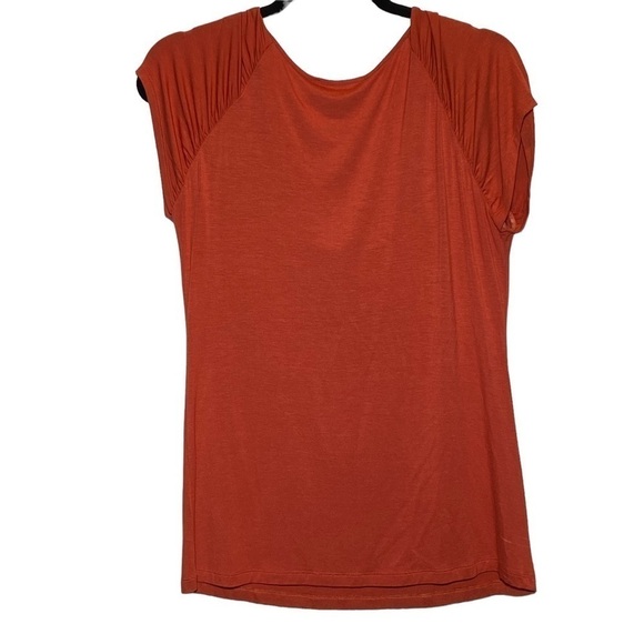 Willi Smith women's size medium rust colored scoop neck embellished top - Picture 4 of 5